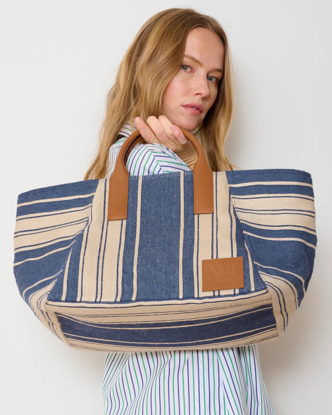 WE-AR4 The Riviera Tote