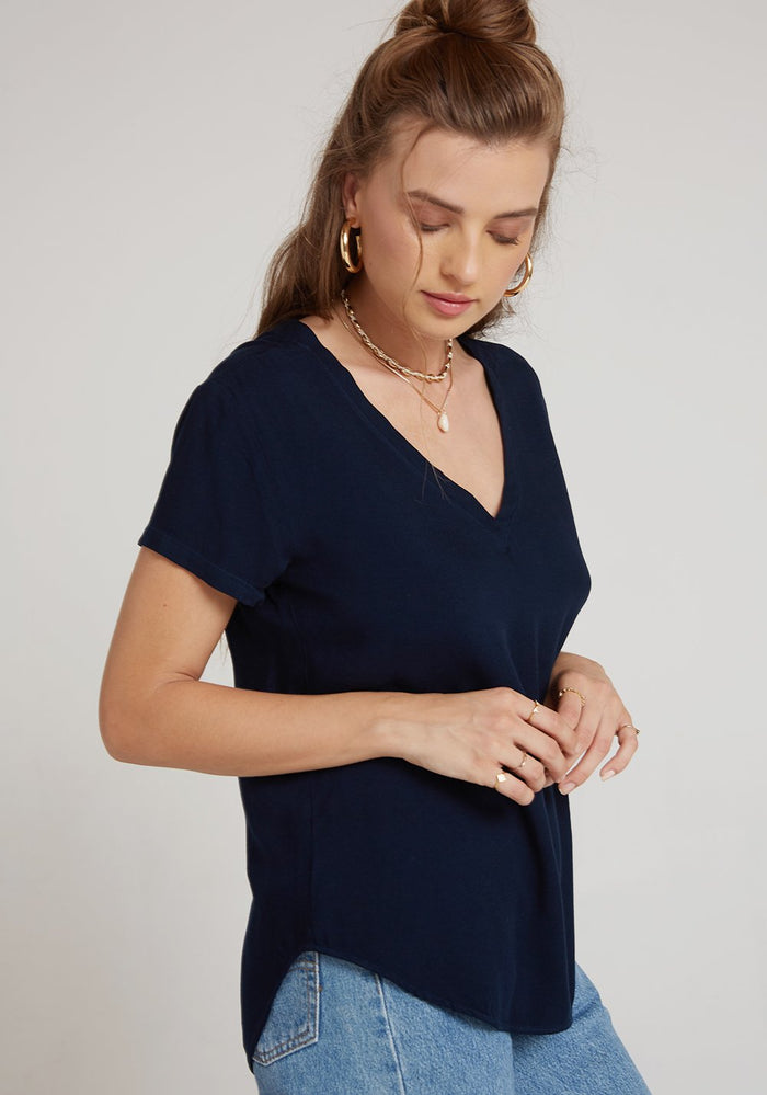 Bella Dahl V Neck Tee