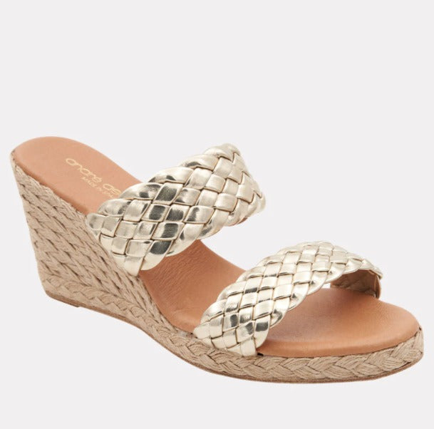 Andre assous best sale wedge sandals