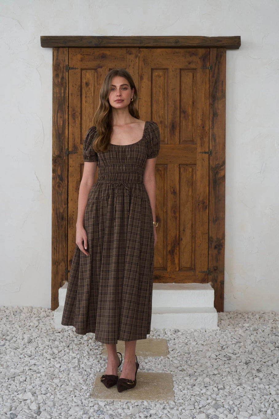 Moon River Plaid Shirred Puff Sleeve Midi Dress