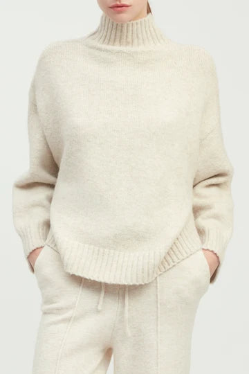 Common Knit Chunky Mockneck Sweater