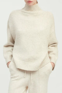 Common Knit Chunky Mockneck Sweater