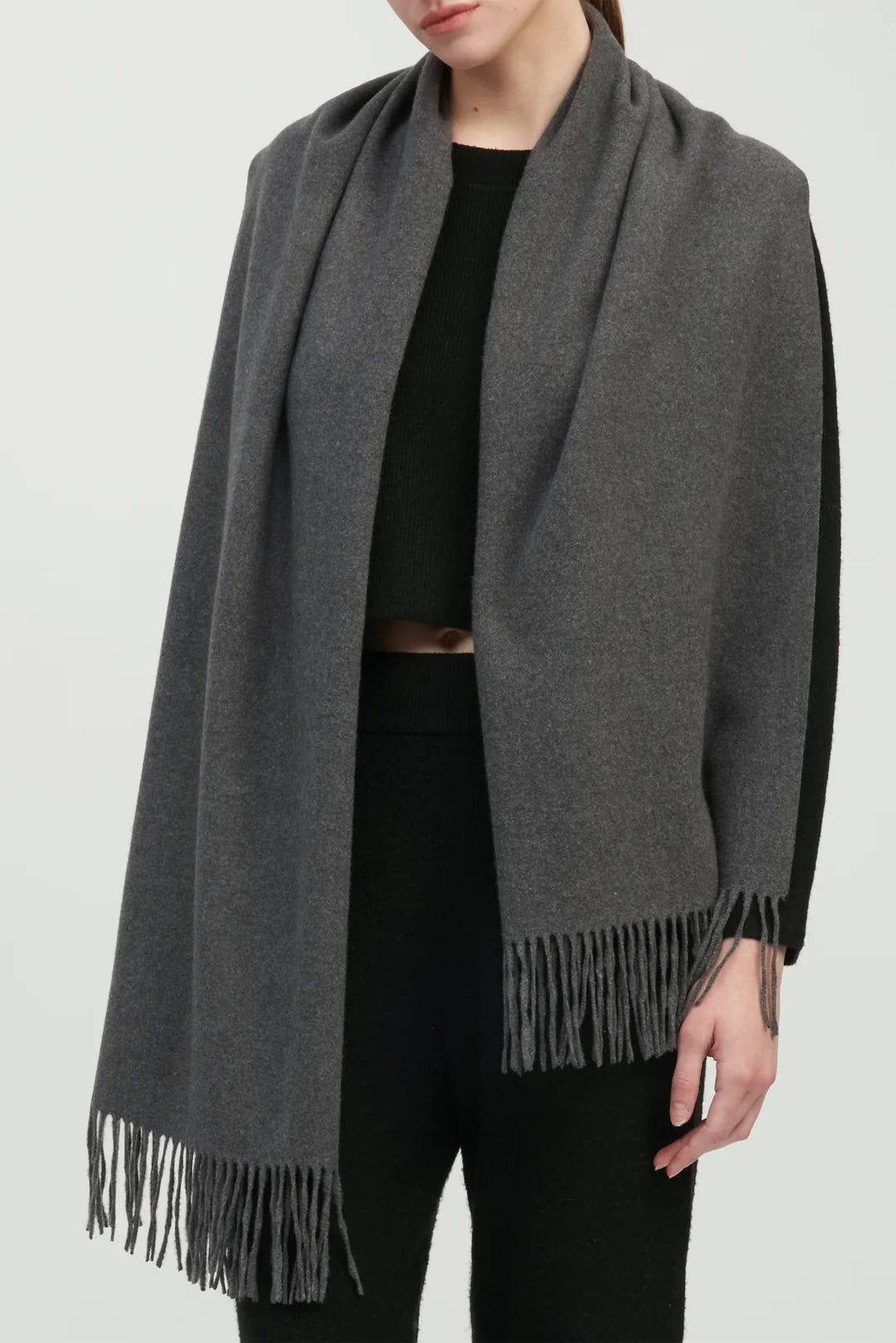 Common Knit Mongol Soft Scarf