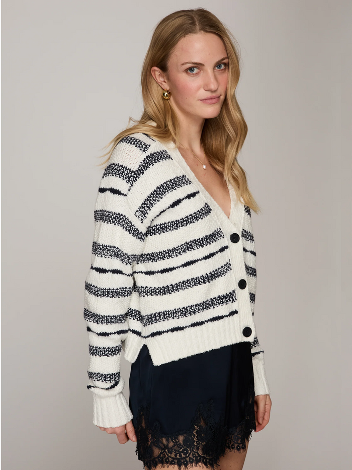 Autumn Cashmere Texture V-Neck Cardigan Final Clearance