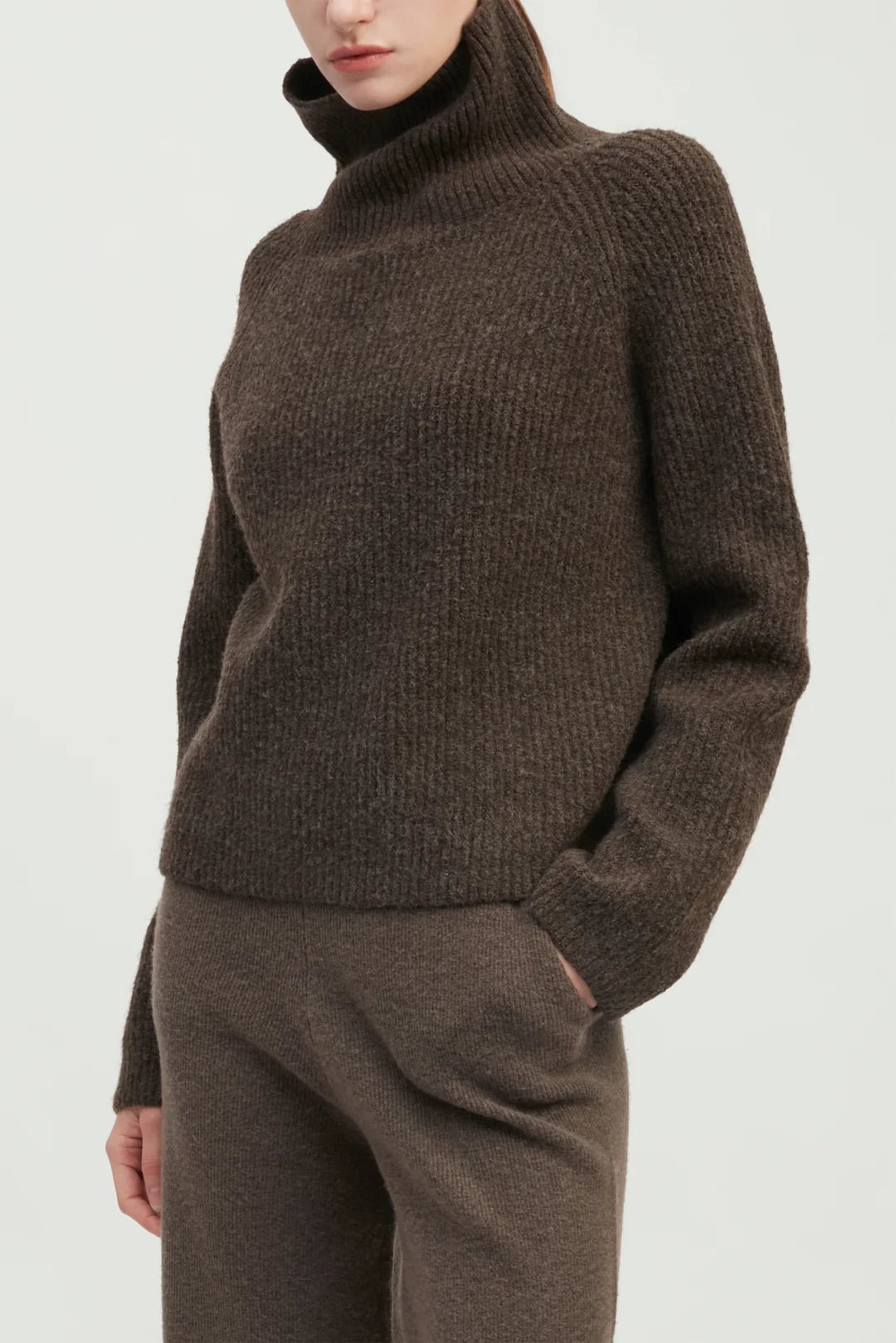 Common Knit Funnel Neck Rib Knit Sweater