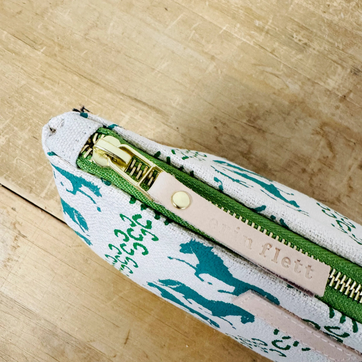 Erin Flett Laura Pouch