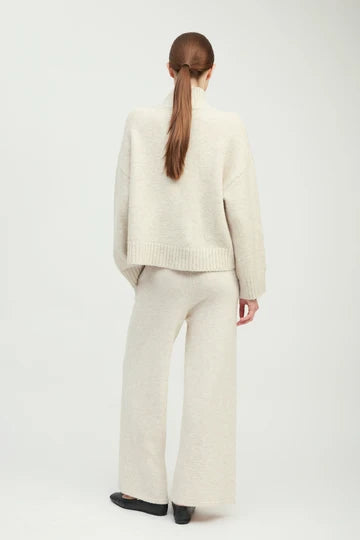 Common Knit Chunky Mockneck Sweater