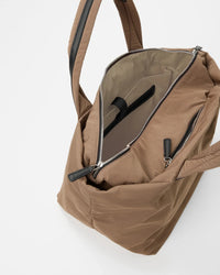 Vee Collective Essence Medium Tote Mink
