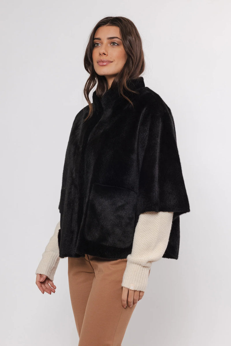 Rino & Pelle Dewi Faux Fur Cape