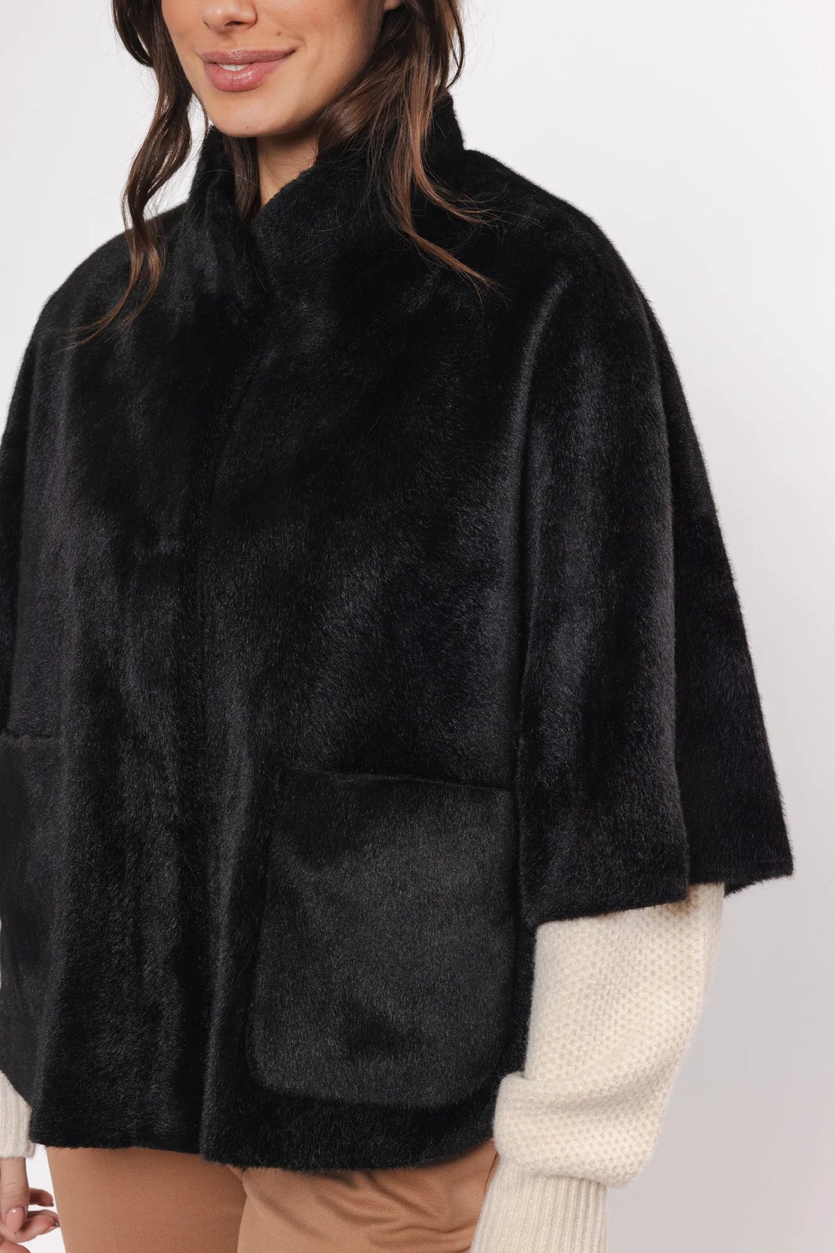 Rino & Pelle Dewi Faux Fur Cape