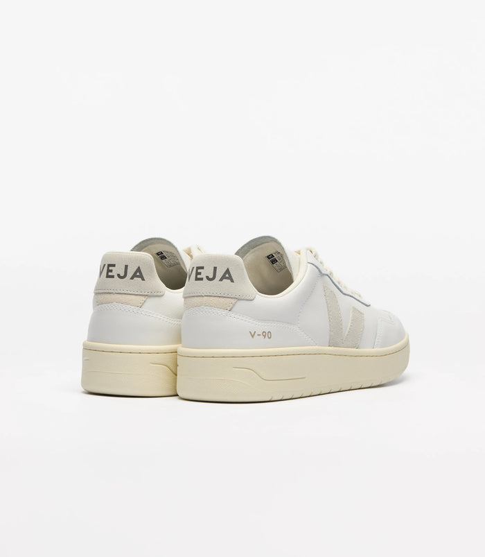 Veja V-90 Sneaker