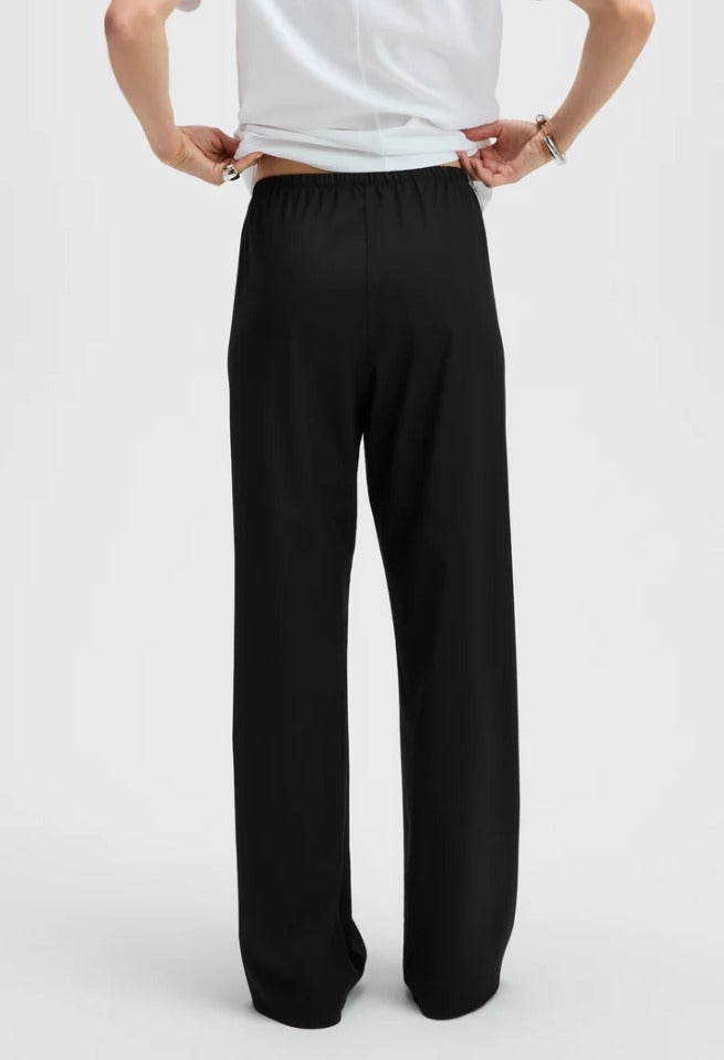 Sold Out NYC The Everything Pant