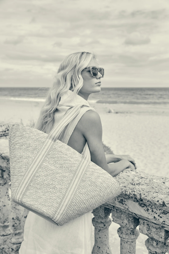 Pamela Munson The Arden Tote