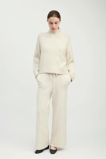 Common Knit Chunky Mockneck Sweater