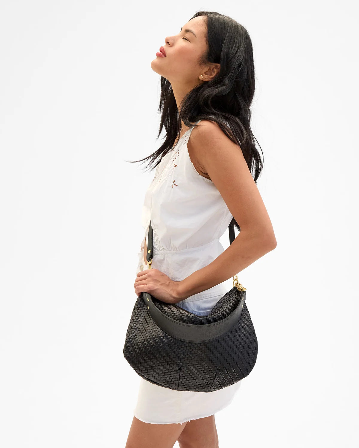 Clare V Moyen Messenger Black