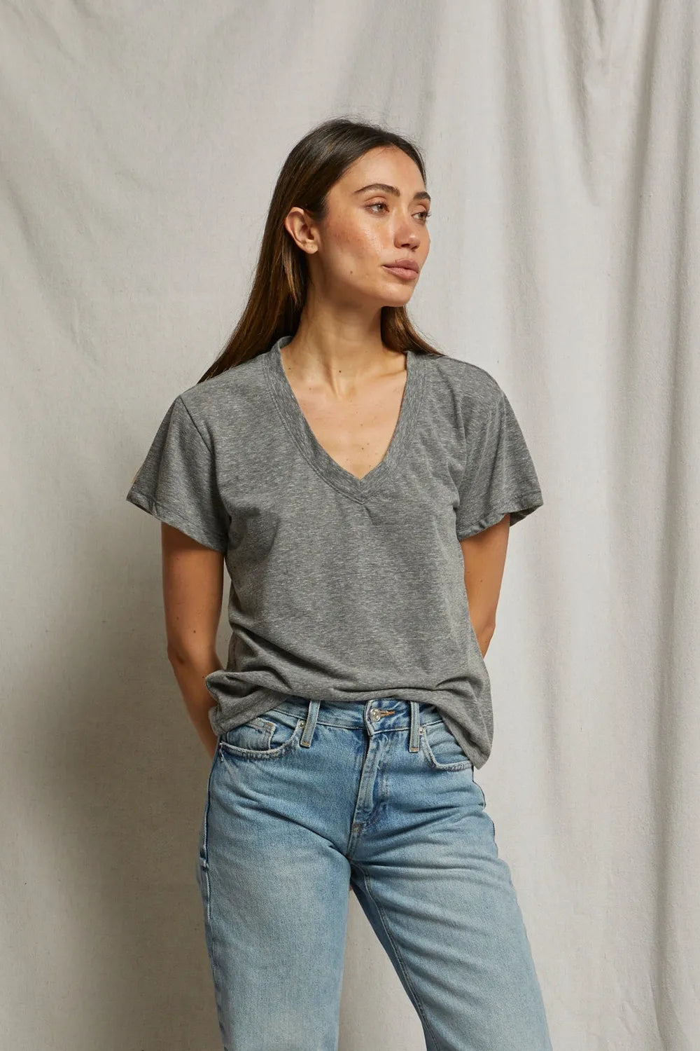 PerfectWhiteTee Hendrix Boxy V-Neck Tee