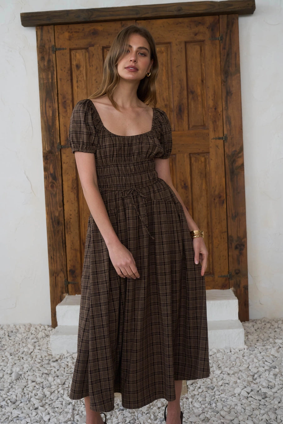 Moon River Plaid Shirred Puff Sleeve Midi Dress