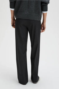Sold Out NYC The Everything Pant