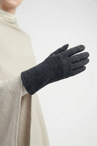 Common Knit Chic Plain Gloves