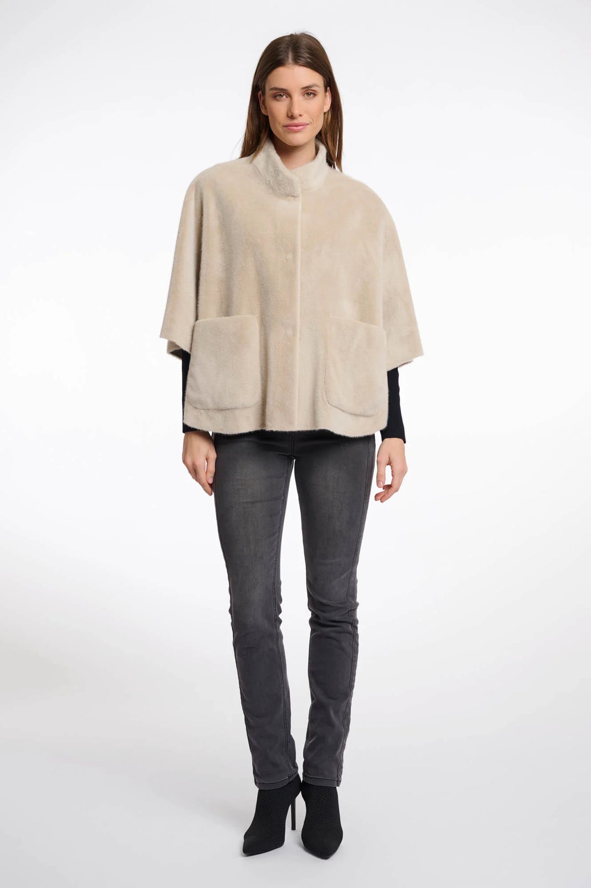 Rino & Pelle Dewi Faux Fur Cape