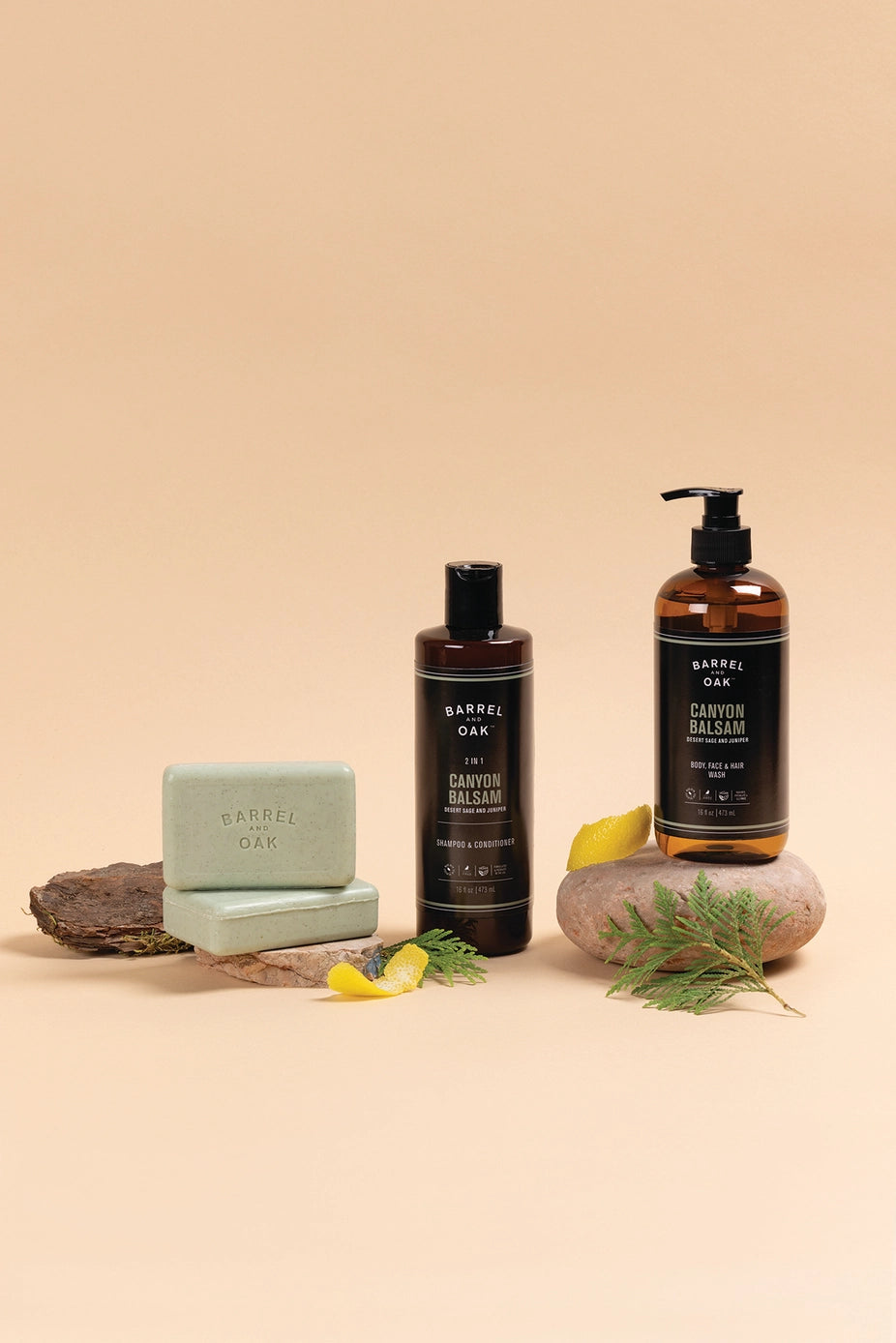 Gentlemen's Hardware Barrel & Oak Exfoliating Soap