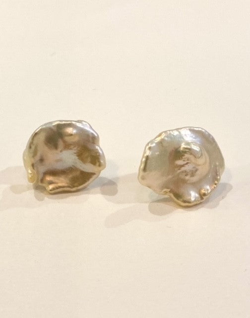 Stephen Pink Coin Pearl Earrings