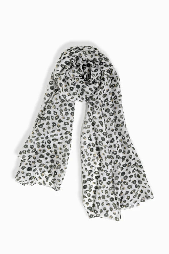 Look by M Watercolor Leopard Scarf